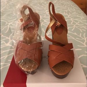 Brand new Women Sandal